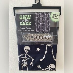 NWT Glow in the Dark Skeleton Halloween Shower Curtain with 12 metal Hooks